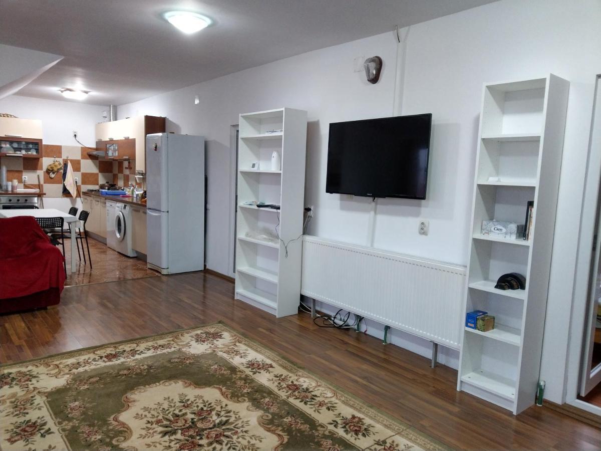 Apartament 5 Camere Cu Balcon Costinesti Plaja 5 Minute Nucilor 6 מראה חיצוני תמונה